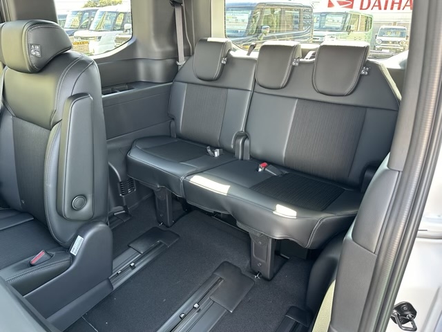 ステップワゴン(ホンダ)登録済未使用車 5