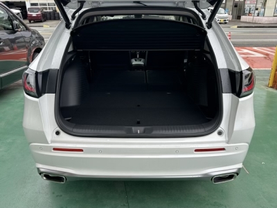 ZR-V(ホンダ)登録済未使用車 内外装写真他２