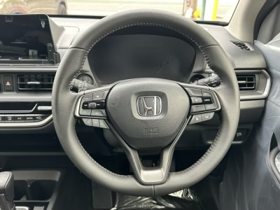 WR-V(ホンダ)登録済未使用車 内外装写真他