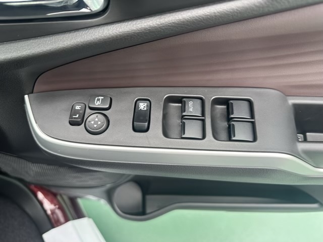 ソリオ(スズキ)登録済未使用車 15