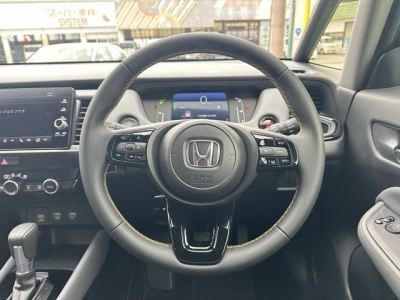 フィット(ホンダ)中古車 内外装写真他
