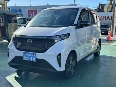 サクラ(ニッサン)中古車 前方