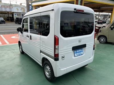 N-VAN(ホンダ)届出済未使用車 後方