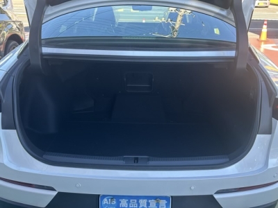 クラウンクロスオーバー(トヨタ)中古車 内外装写真他１