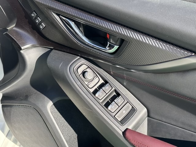 レヴォーグ(スバル)中古車 12