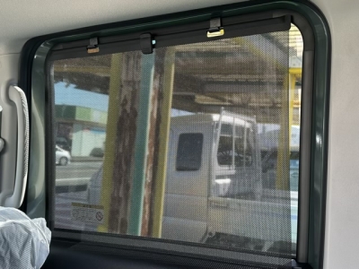 デリカミニ(三菱)届出済未使用車 内外装写真他１