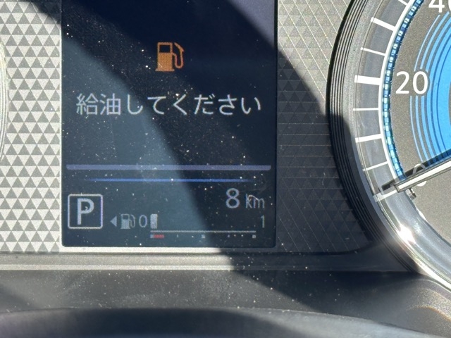 デリカミニ(三菱)届出済未使用車 22