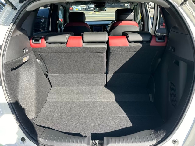 フィット(ホンダ)中古車 9