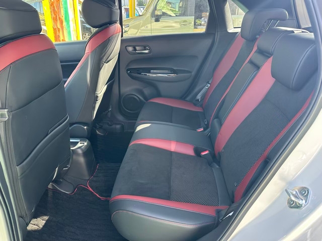 フィット(ホンダ)中古車 4