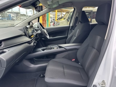 ノート(ニッサン)中古車 前席内装