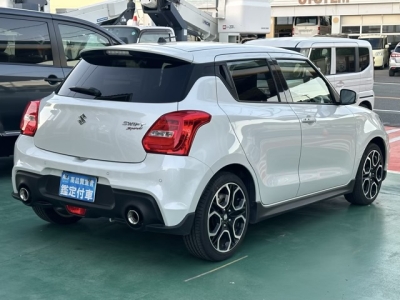 スイフトスポーツ(スズキ)中古車 内外装写真他２