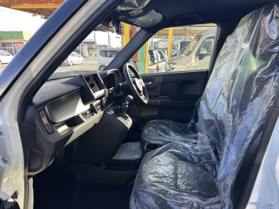 N-ONE(ホンダ)届出済未使用車 前席内装