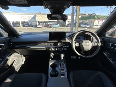 シビック(ホンダ)中古車 後席から見た前席