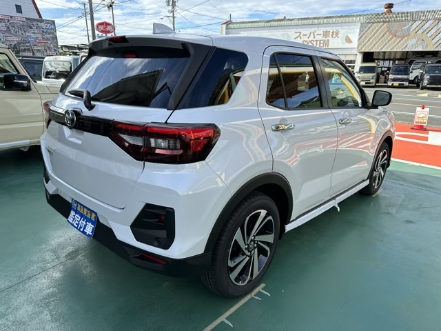 ライズ(トヨタ)新車見本展示無 11