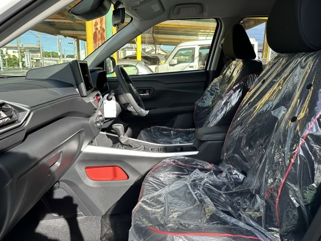 ライズ(トヨタ)新車見本展示無 3