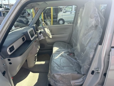 ラパン(スズキ)届出済未使用車 前席内装