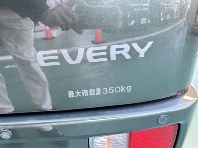エブリイバン(スズキ)届出済未使用車 内外装写真他１