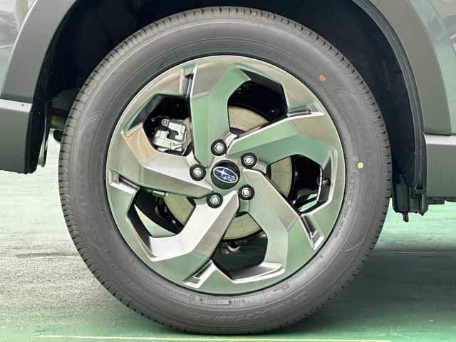 フォレスター(スバル)登録済未使用車 12