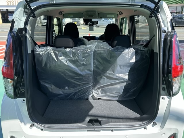 デイズ(ニッサン)新車見本展示無 11