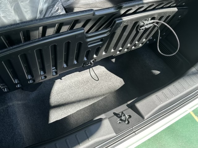 デイズ(ニッサン)新車見本展示無 13