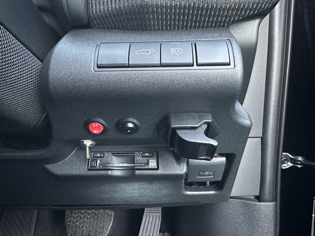 bZ4X(トヨタ)中古車 17