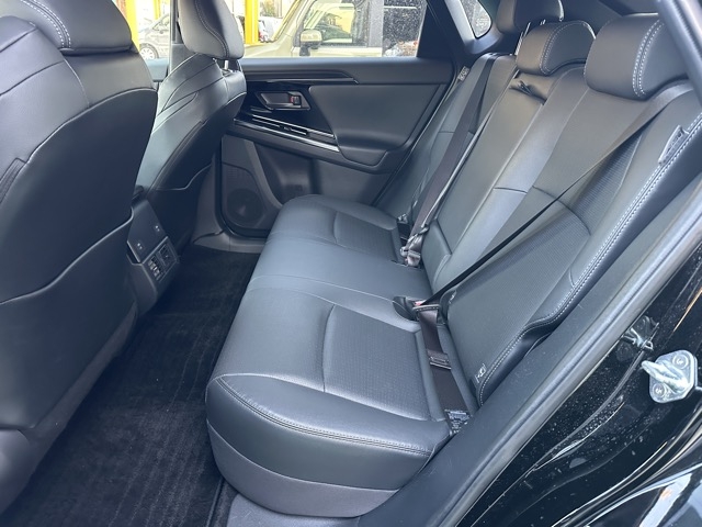 bZ4X(トヨタ)中古車 4