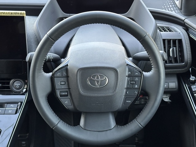 bZ4X(トヨタ)中古車 6