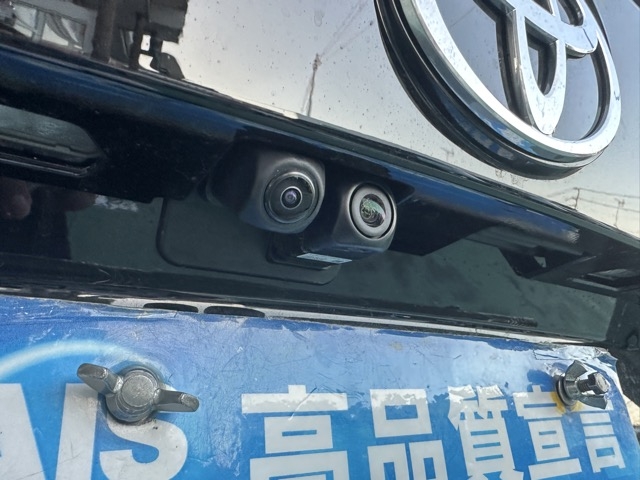 bZ4X(トヨタ)中古車 8