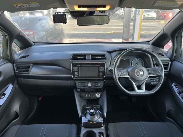 リーフ(ニッサン)中古車 5