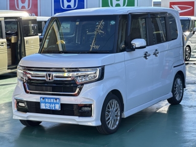 N-BOXカスタム(ホンダ)中古車 前方