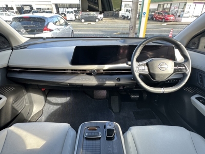 アリア(ニッサン)中古車 内外装写真