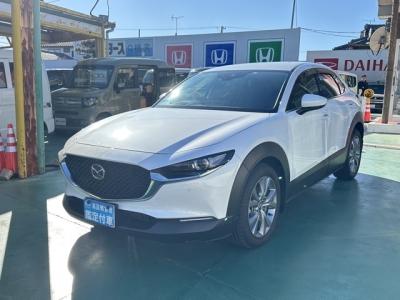 CX-30(マツダ)中古車 前方