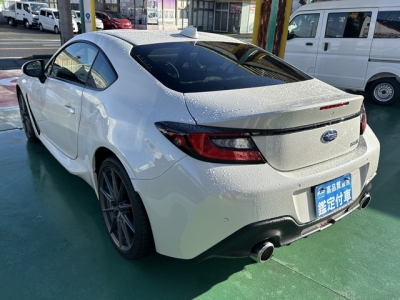 BRZ(スバル)中古車 後方