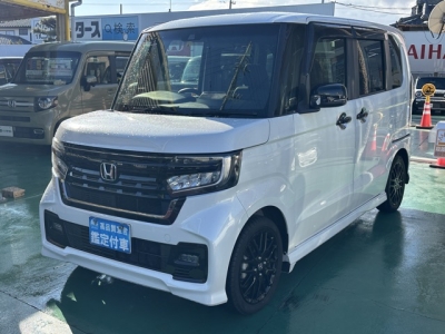 N-BOXカスタム(ホンダ)中古車 前方