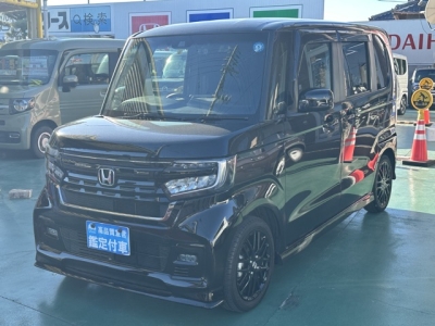 N-BOXカスタム(ホンダ)中古車 前方