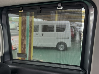 ルークス(ニッサン)中古車 後席から見た前席