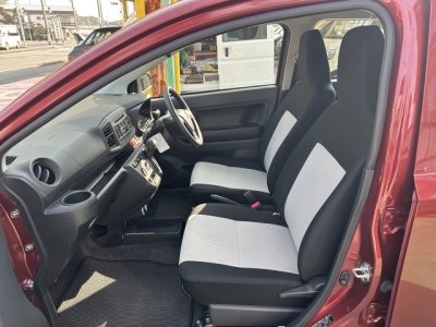 ピクシスエポック(トヨタ)中古車 前席内装
