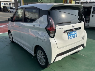デイズ(ニッサン)中古車 後方