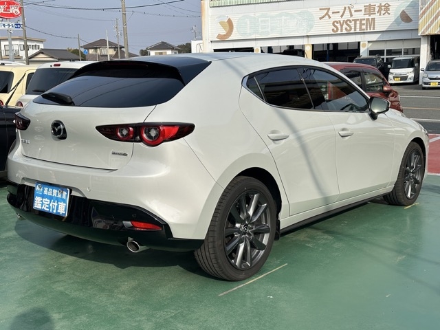 MAZDA3(マツダ)中古車 11