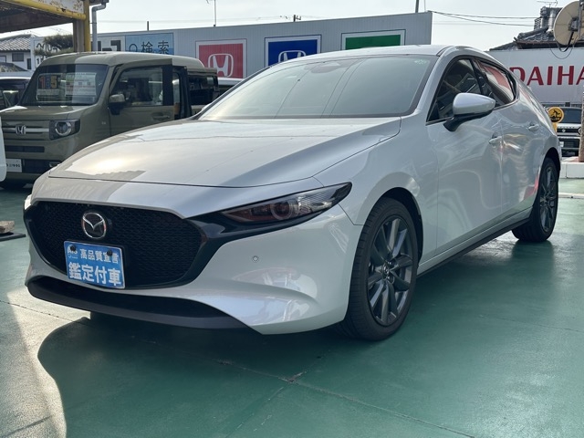 MAZDA3(マツダ)中古車 1