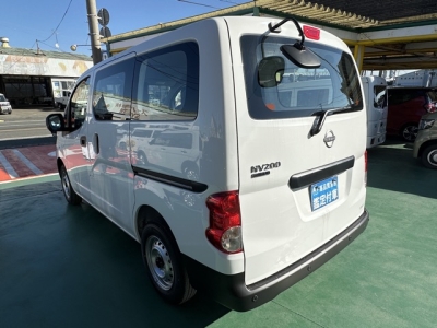 NV200バネットバン(ニッサン)登録済未使用車 後方