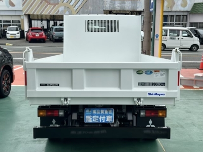 キャンター(三菱)レンタ登録済未使用車 内外装写真