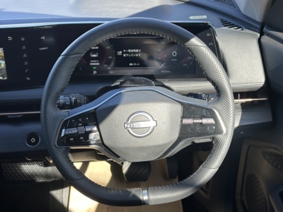 アリア(ニッサン)中古車 内外装写真他１
