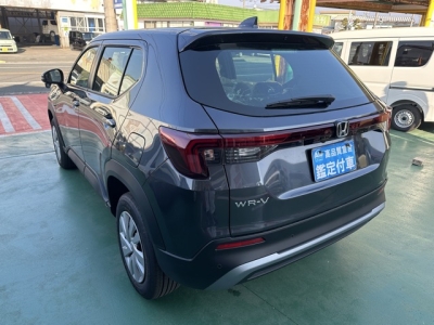 WR-V(ホンダ)登録済未使用車 後方