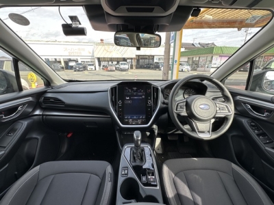 インプレッサ(スバル)レンタＵＰ 後席から見た前席