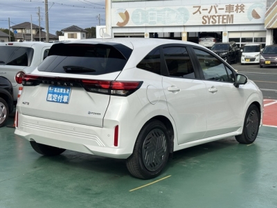ノート(ニッサン)中古車 内外装写真他２