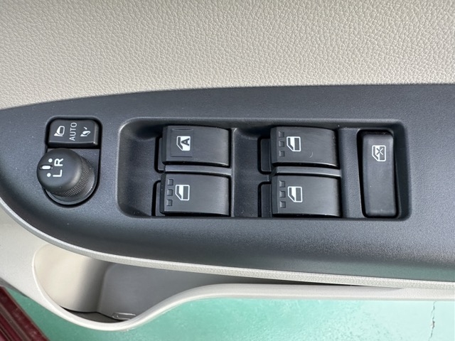 パッソ(トヨタ)中古車 11