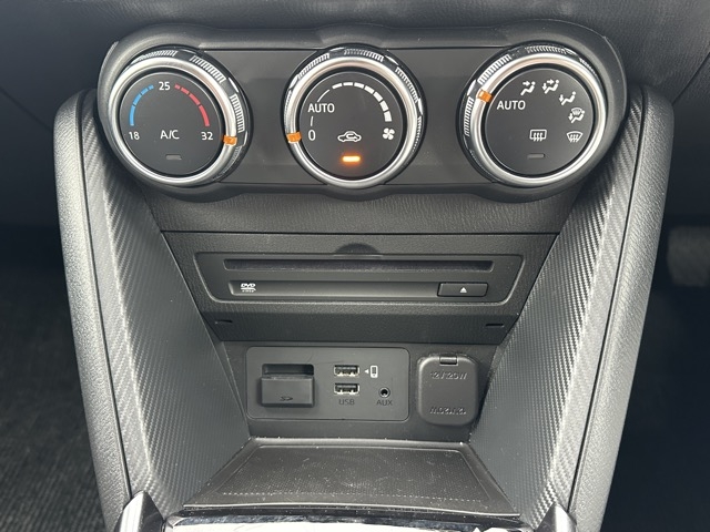 MAZDA2(マツダ)中古車 18