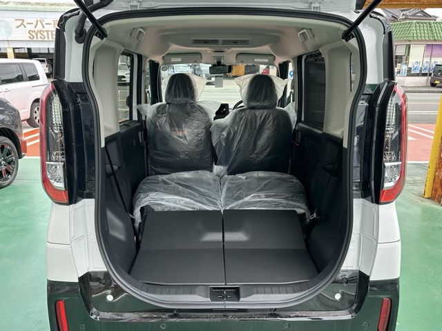 デリカミニ(三菱)届出済未使用車 17