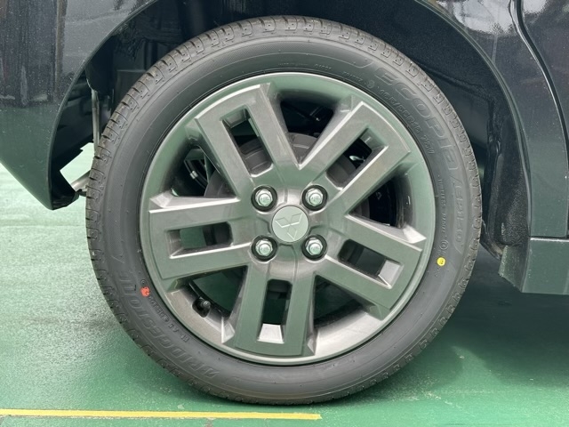 デリカミニ(三菱)届出済未使用車 4
